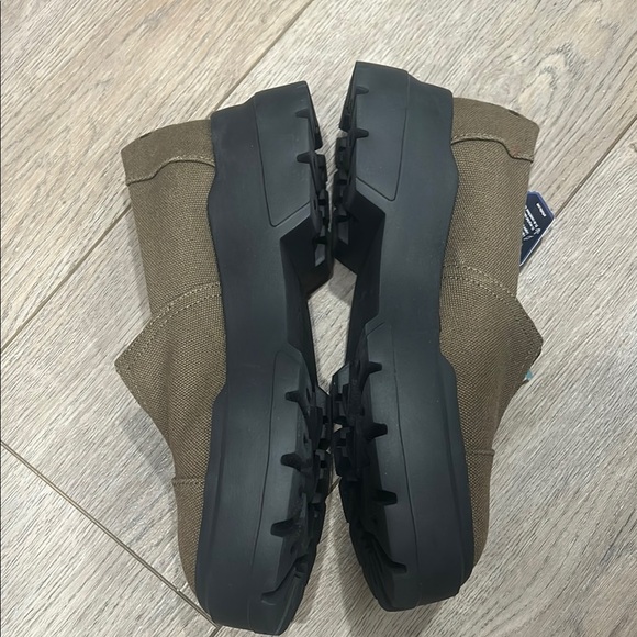NWT TOMS Alpargata Combat Dark Olive Comfort Foam Insoles Canvas Shoes Size 7.5 - Picture 3 of 12